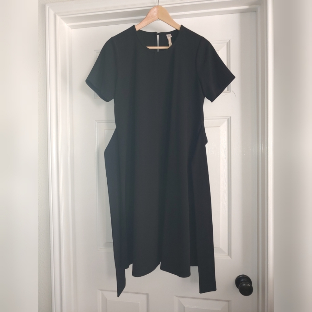 Black, A-line, short sleeve dress w/ attached sash
